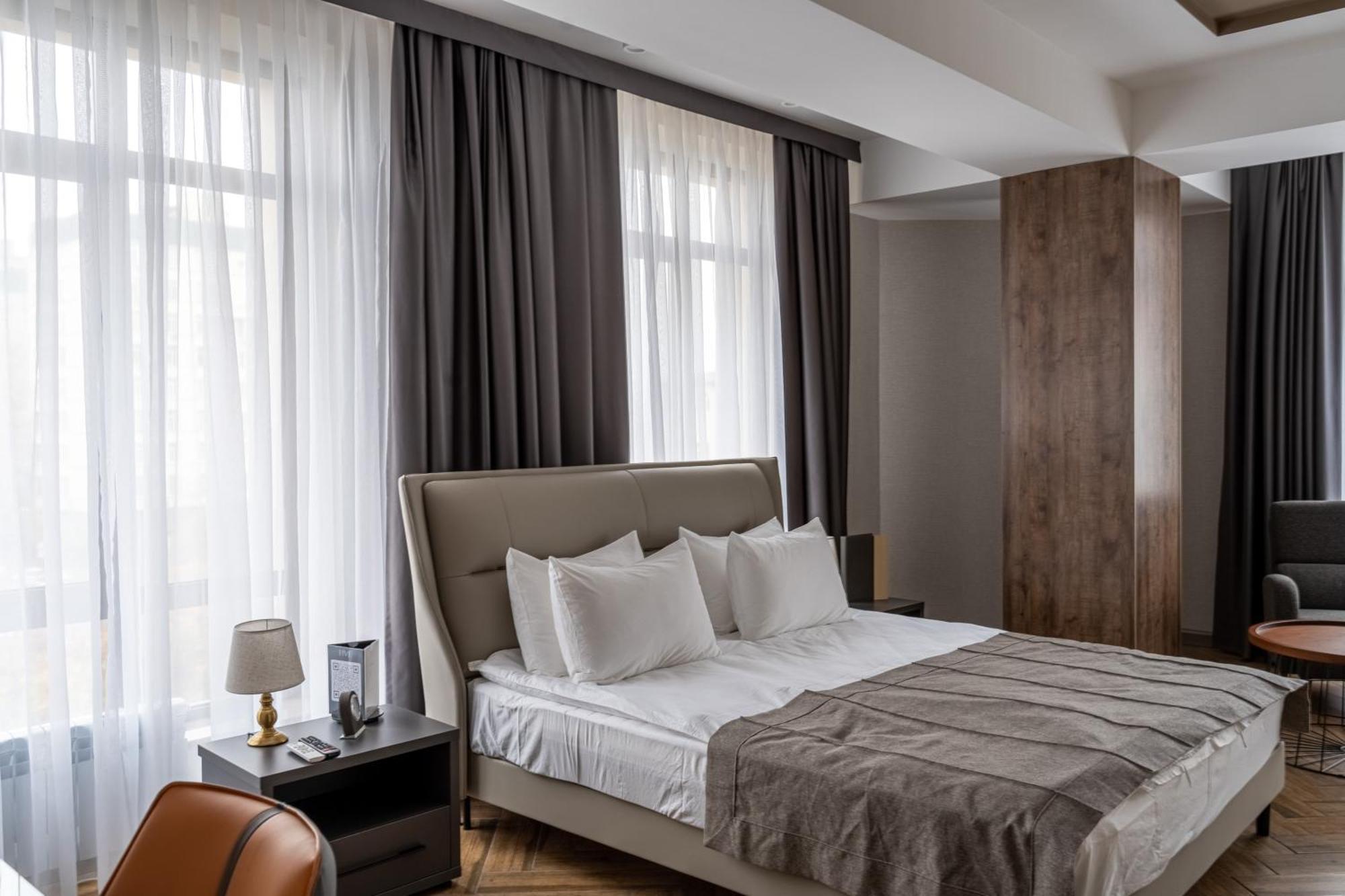 Five Hotel Biškek Exteriér fotografie