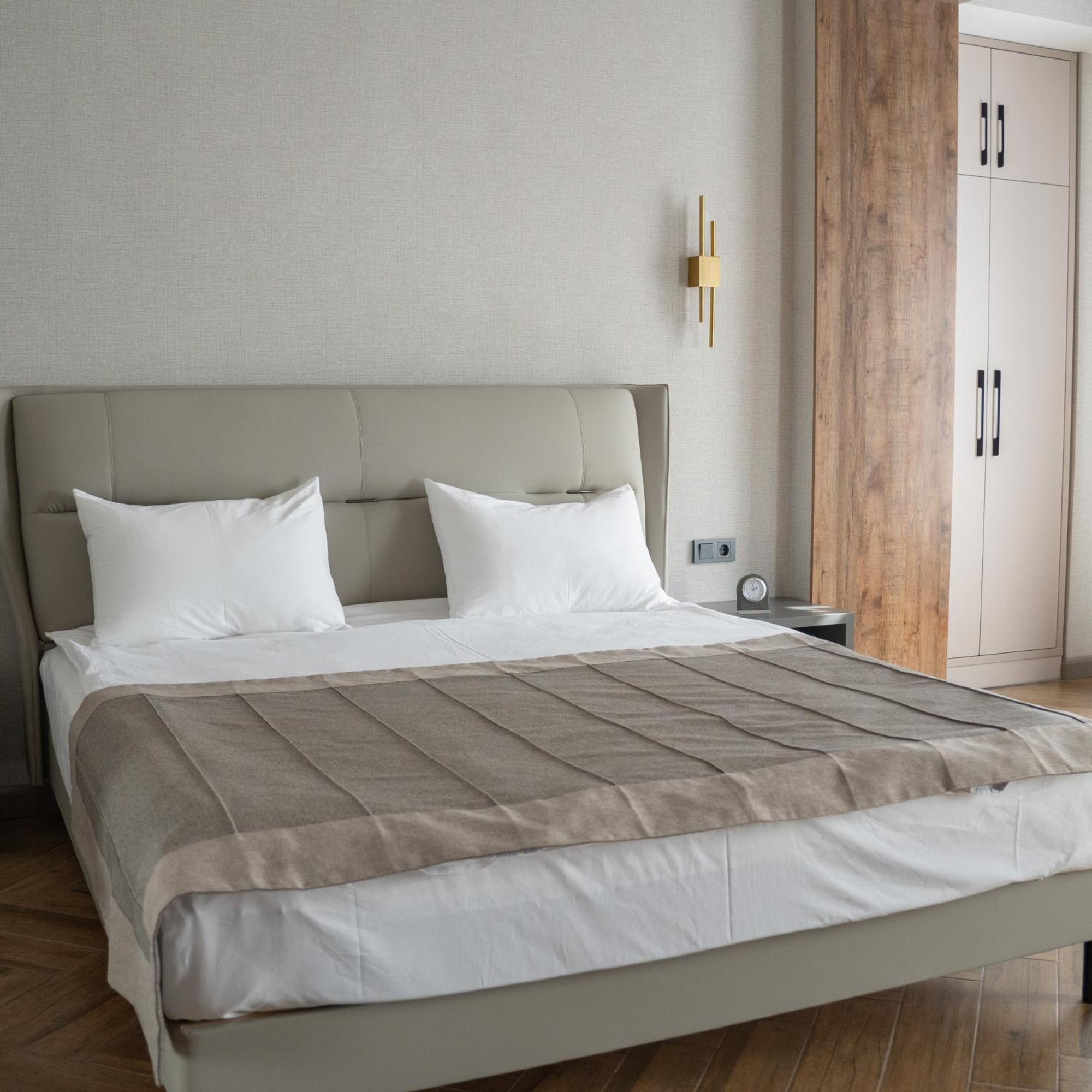 Five Hotel Biškek Exteriér fotografie